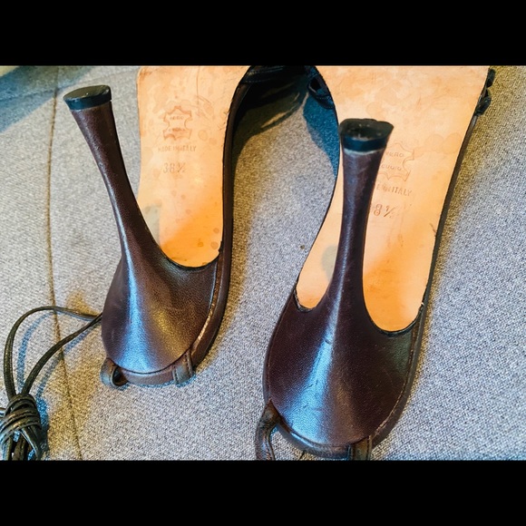 🌹BEAUTIFUL MANOLO BLAHNIK ANKLE STRAP SANDALS - Picture 4 of 7